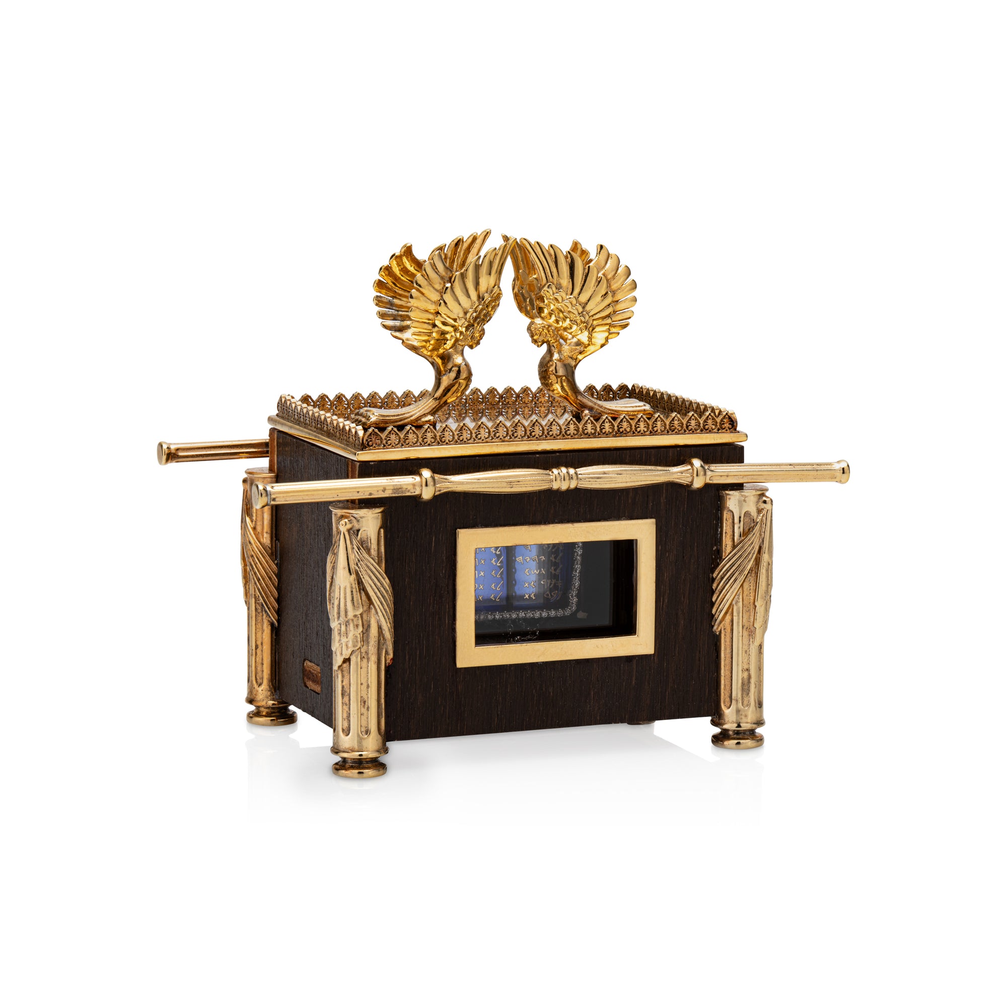 The chain of the Ten Commandments inside a luxurious ark.