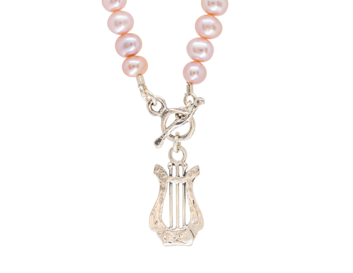 David&#39;s Harp PINK PEARL Necklace.