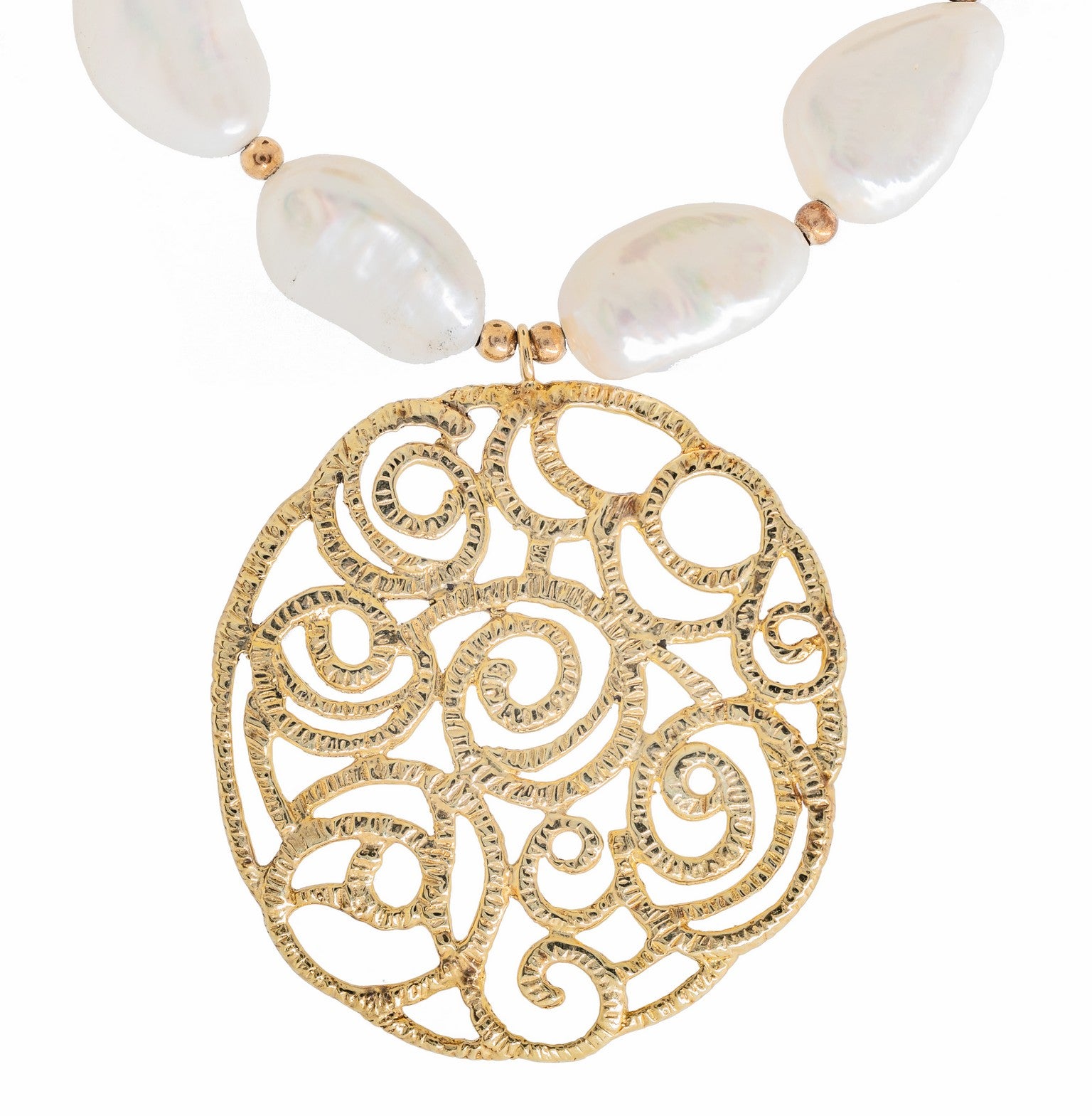 Royal Capital Pearl Necklace